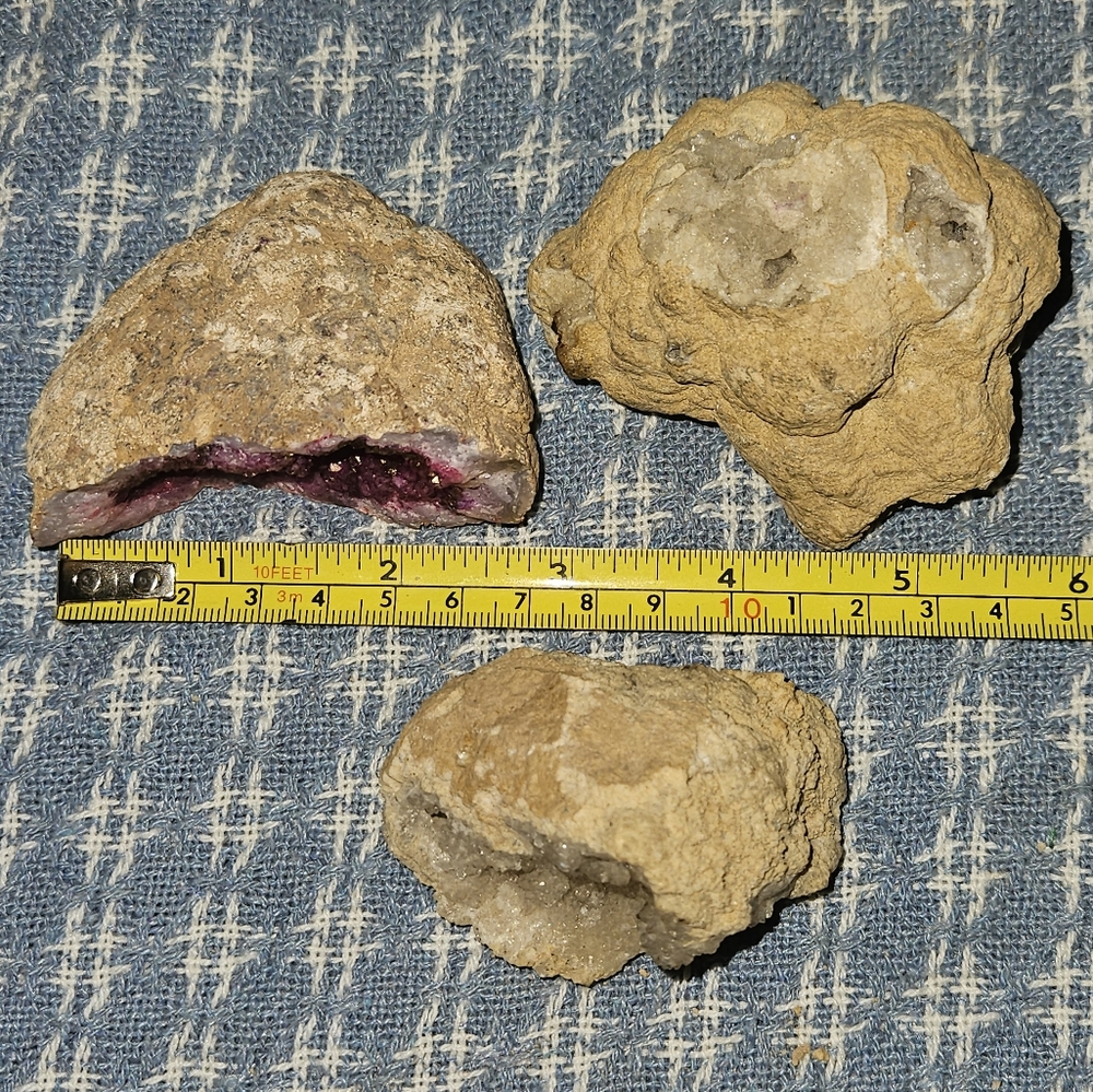 3 Geode rocks - Picture 6 of 8
